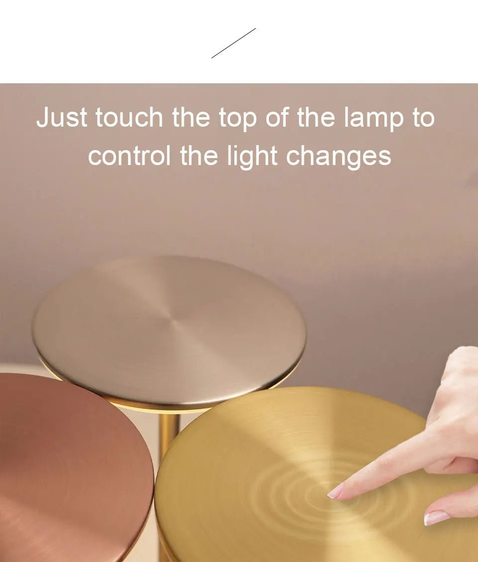INIVEX Lumièra™ Touch Gold Table Lamp - INIVEX